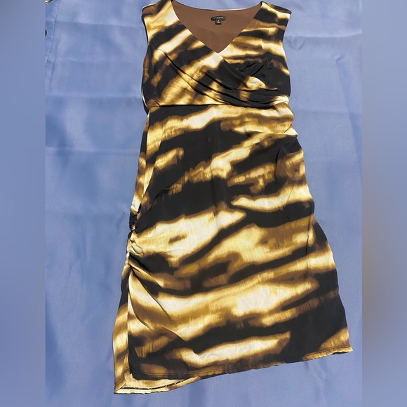 Size 6 Cheetah/Leopard Print V-Neck Dress by Ann Taylor - Picture 3 of 6